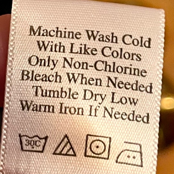 Coldwater Creek Black Women’s Button Blouse SZ 8 Professional Office Easy Care - Picture 8 of 15